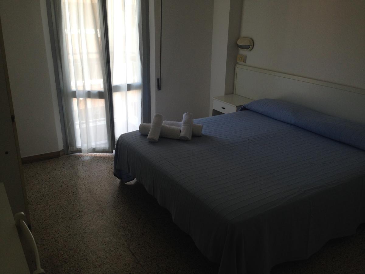 Hotel Cecchini Marebello Екстериор снимка